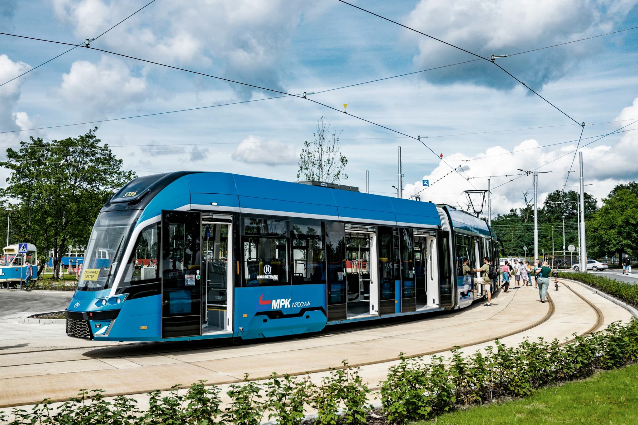 pexels-shox-28585257